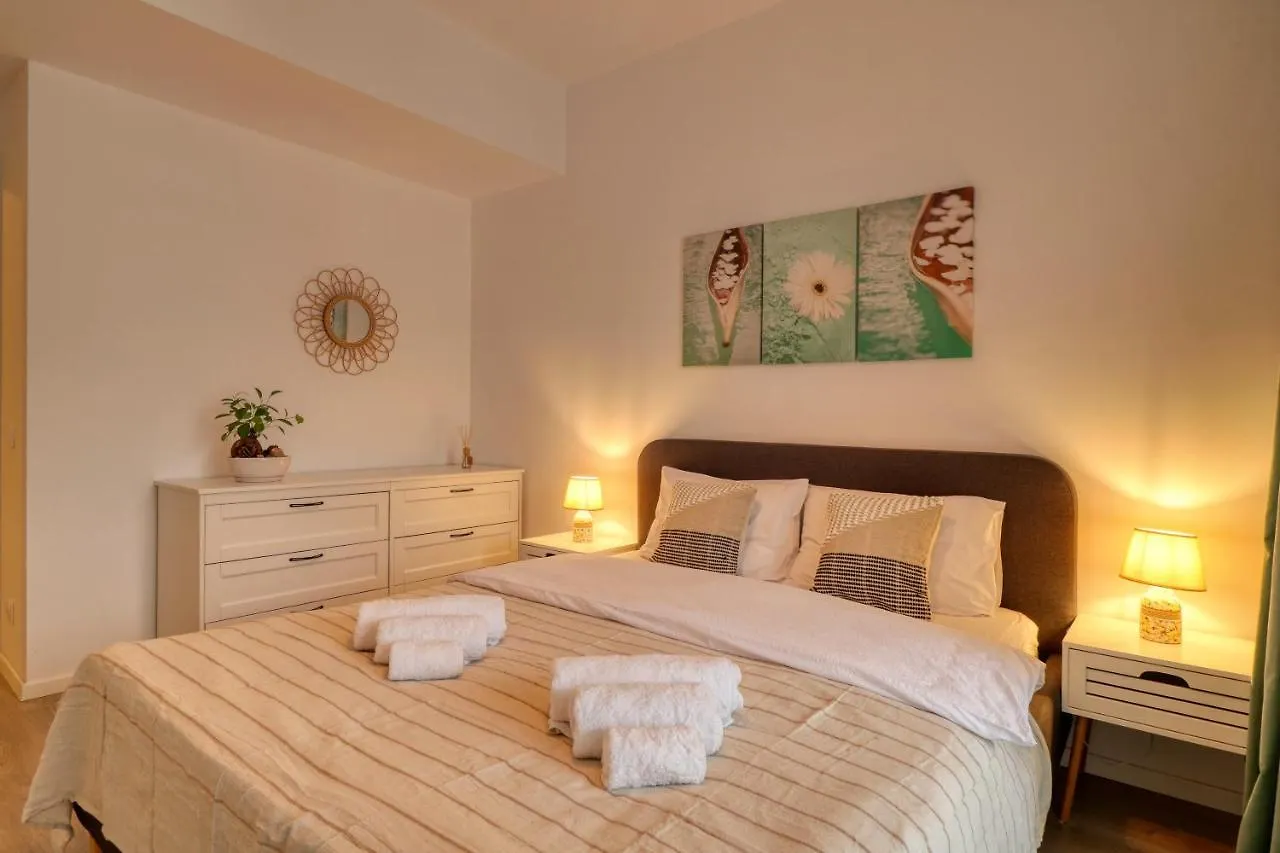 Relaxation Station - My Charming, Cosy&Inviting Apt - Smart Thermostat - Private Parking - Ior Park - Long Term Price Cuts Бухарест 0*,