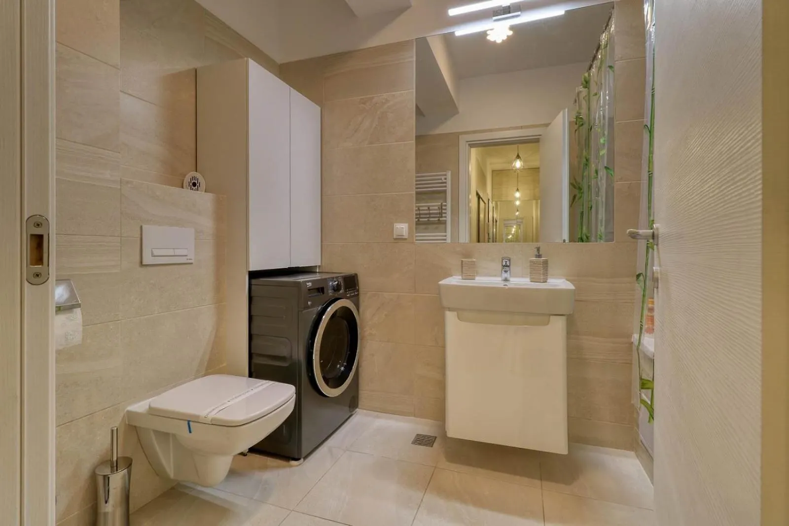 Relaxation Station - My Charming, Cosy&Inviting Apt - Smart Thermostat - Private Parking - Ior Park - Long Term Price Cuts Бухарест Апартаменты